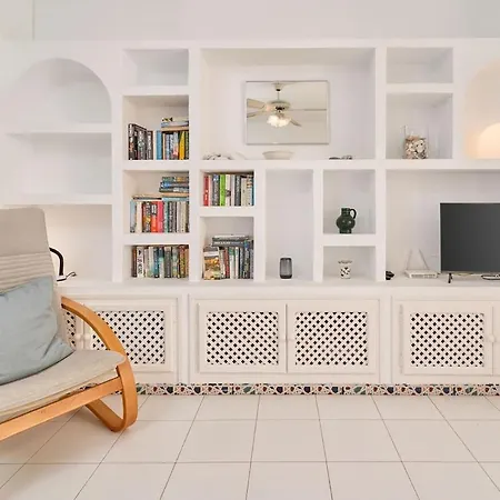 Large One Bed نيرخا