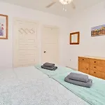 Large One Bed * Nerja