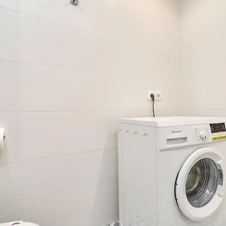 Large One Bed Appartement *
