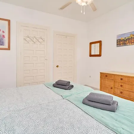 Large One Bed * Nerja