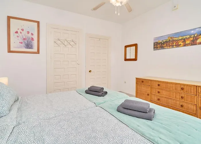 Large One Bed * Nerja